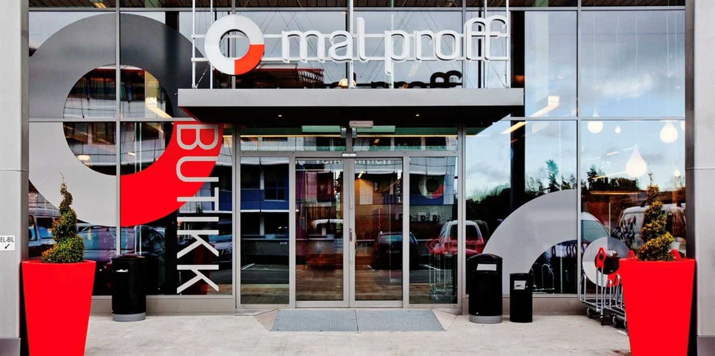 Mal Proff store front